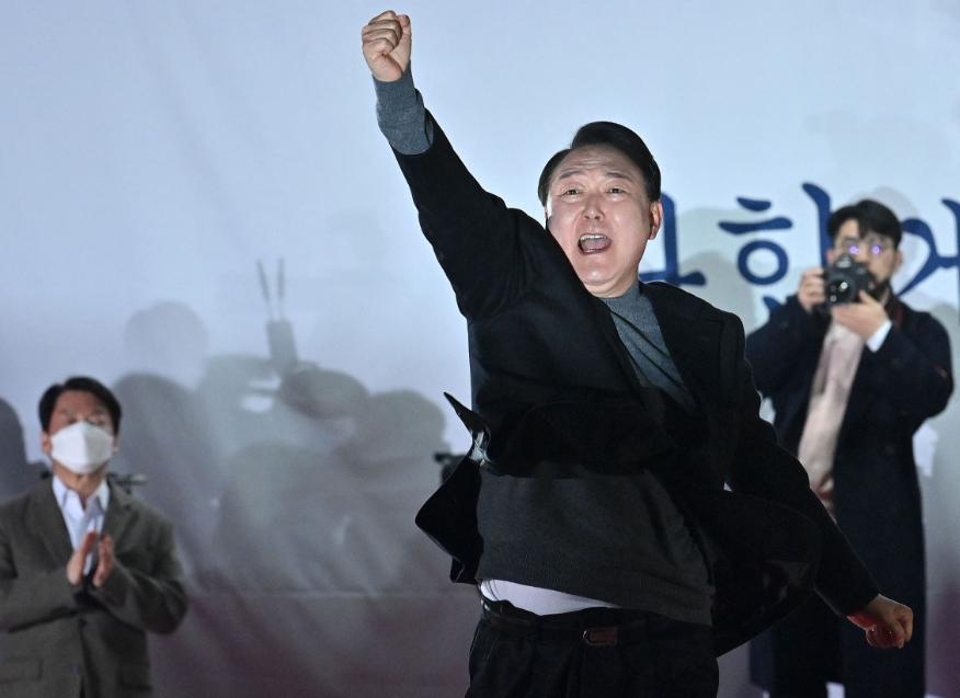 朝军试射导弹,韩称朝发射多枚巡航导弹