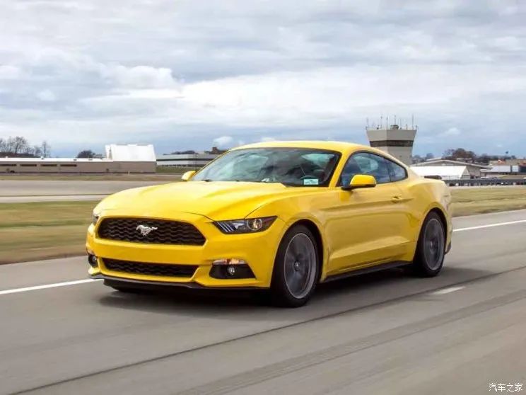 福特mustang5.0排量,福特mustang5.0加几号油