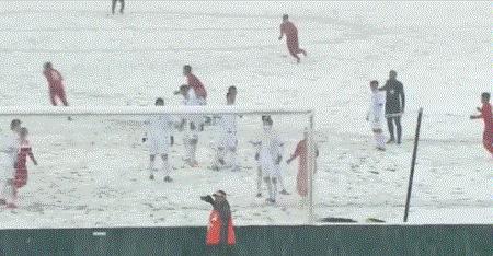 2019男足2-3女足,女足和男足比赛3:0