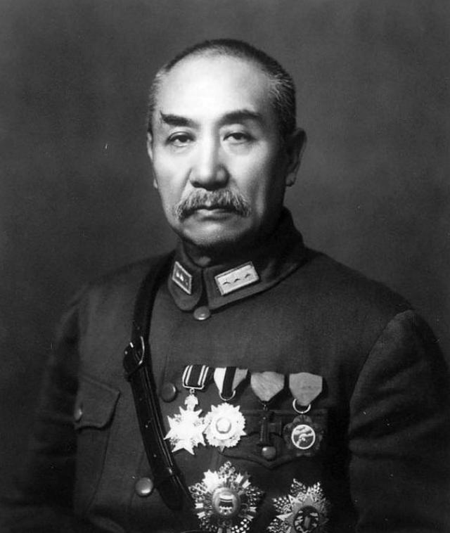 *刀刺**送最后的日本鬼子上路，抗战胜利三年后，*向前徐**对阵侵华日军