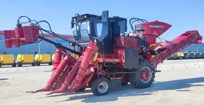 柳工分布式甘蔗收割机最新款,柳工vs雷沃