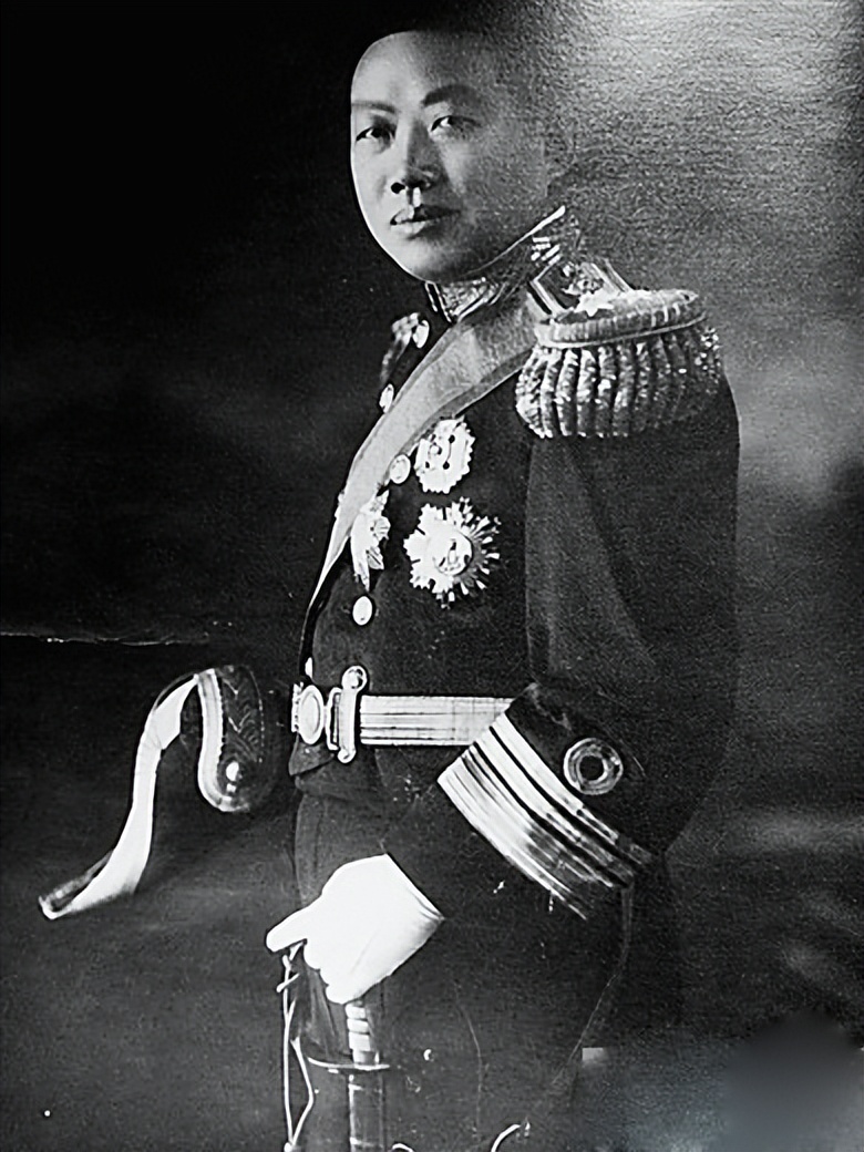 中国第一军舰渡海远征,中国第一艘环球航行军舰