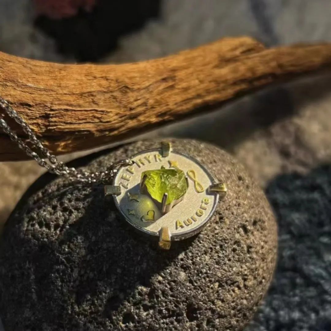 黄昏的祖母绿火神的眼泪？带你来看橄榄石！