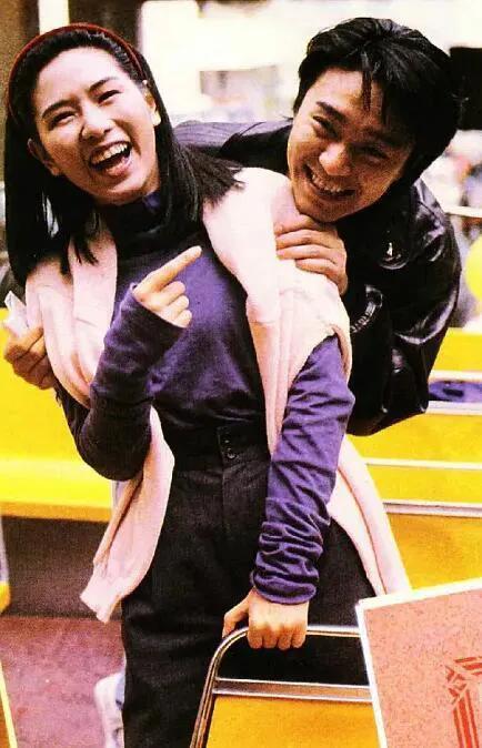 周星驰喜剧之王最后成功当导演,周星驰的喜剧之王为何能成为经典