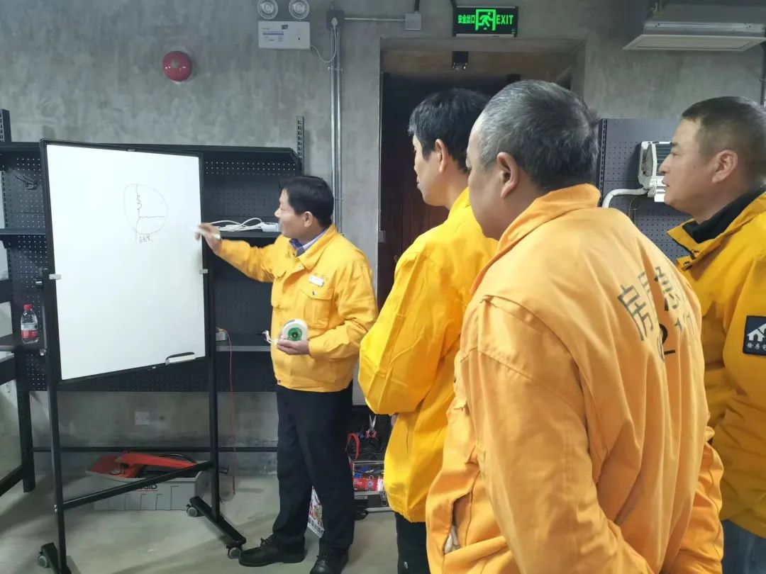 学空调维修从零开始,维修空调技术去哪里学习