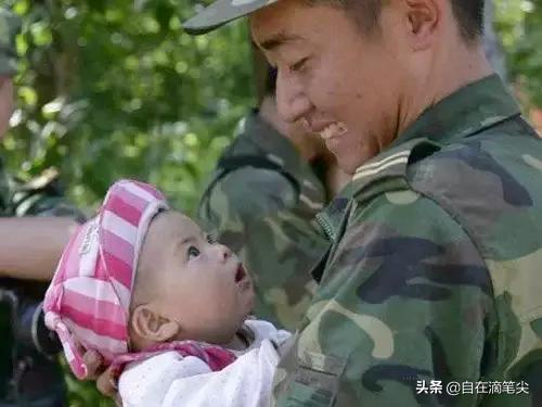 汶川地震15个感人瞬间,汶川地震14周年催人泪目的瞬间