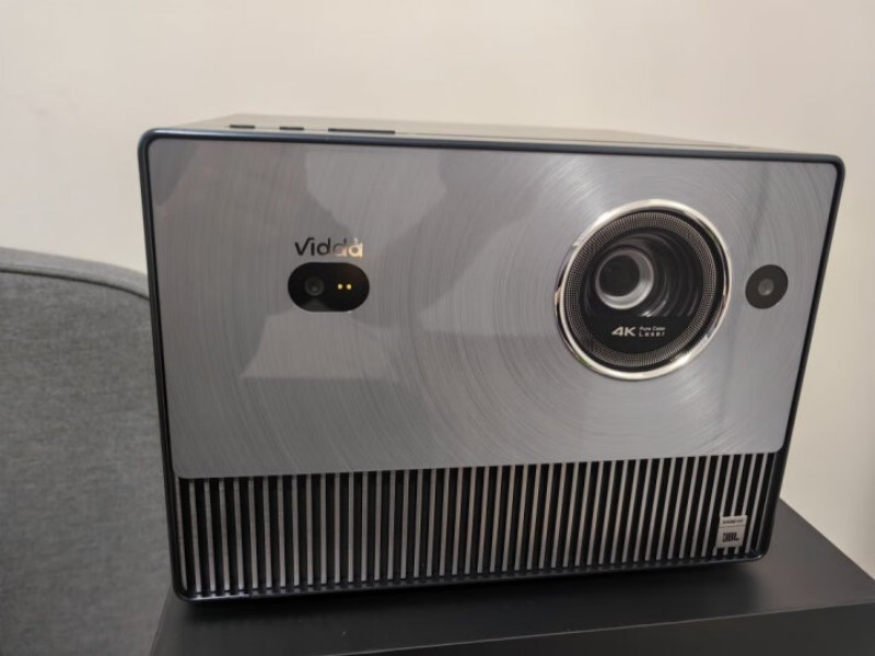 2022万元最建议买的投影仪,3款超热门家用投影仪对比