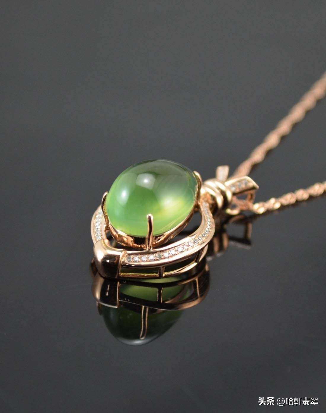 在缅甸花1200买到一个翡翠冒牌货,在云南花六万买翡翠手镯