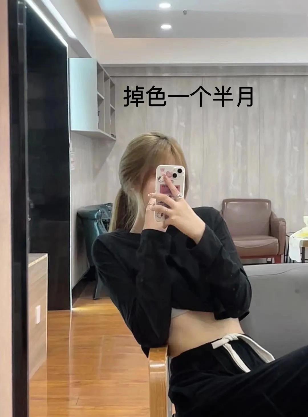 焦糖棕色超显白的一款发色,高级感显白发色推荐亚麻棕青色