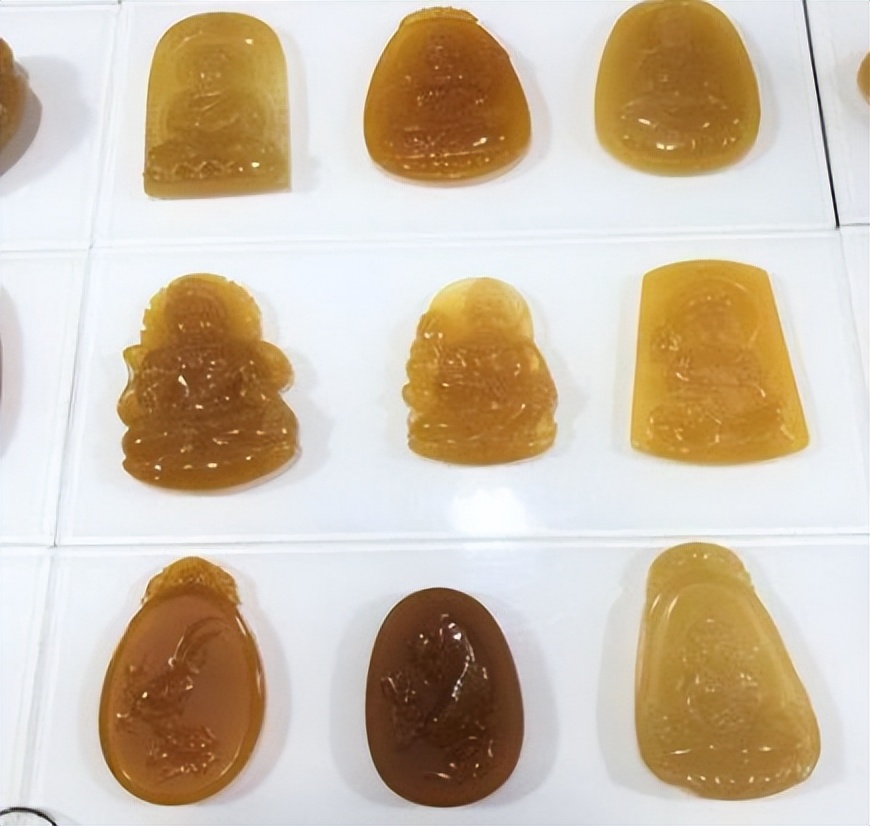 云南黄龙玉是如何走上神坛的,黄龙玉跌下神坛无人问津