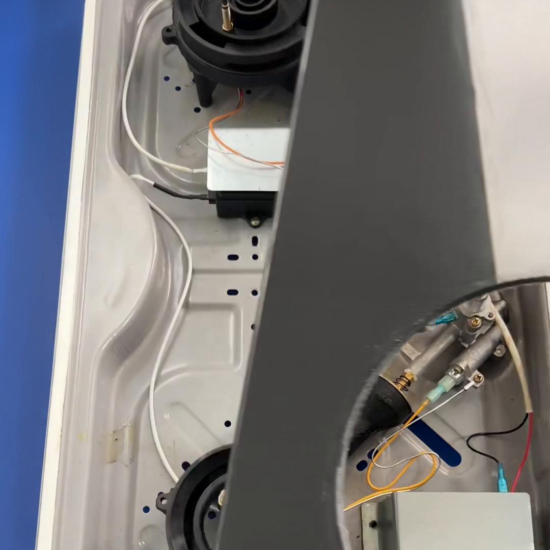 燃气灶头生锈严重怎么更换,燃气灶生锈了怎么拆开