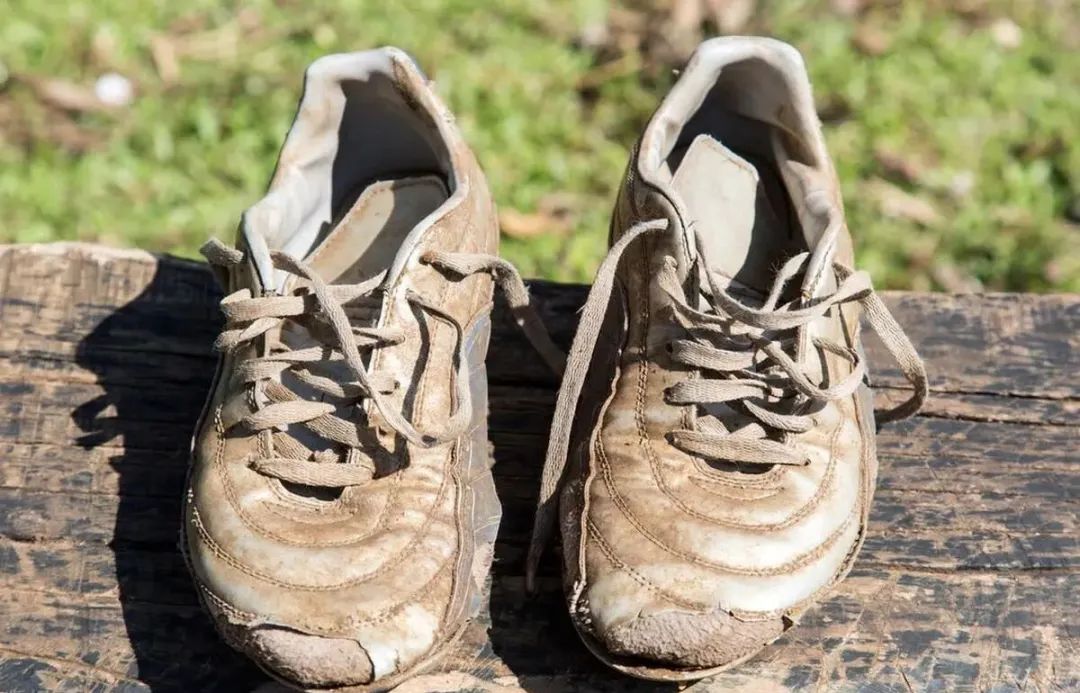 不管有钱没钱，“家中不留3鞋，家人平安又和谐”，有的赶紧扔掉