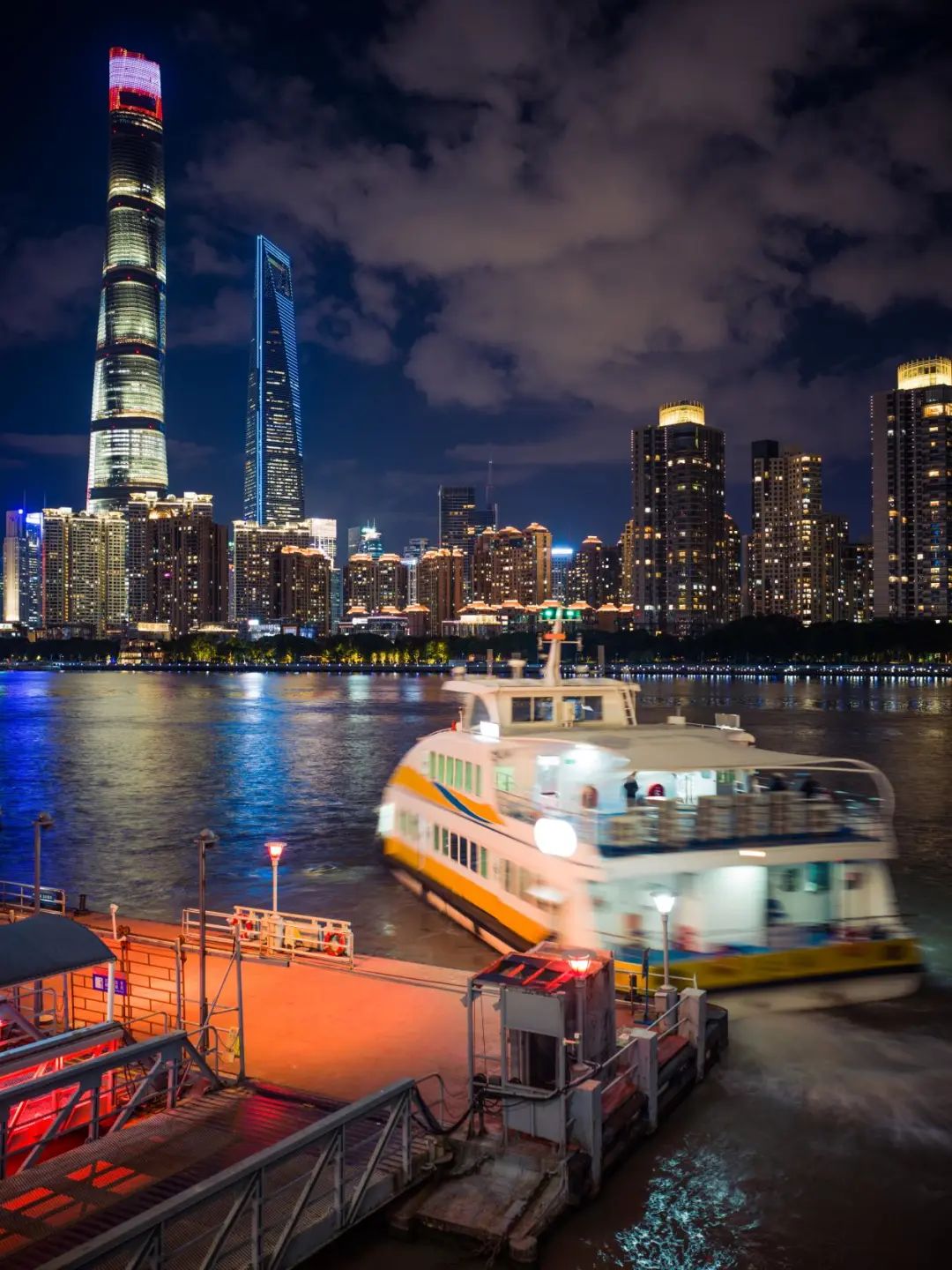 哈苏x2d-100c最新评测,哈苏x2d100c发布时间