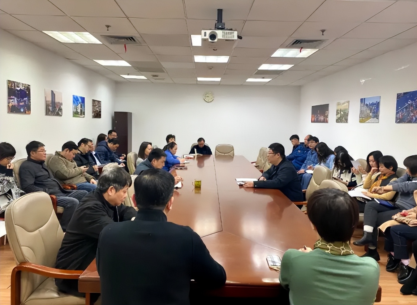 公务员工资待遇非全日制硕士,公务员工资待遇真的透明吗