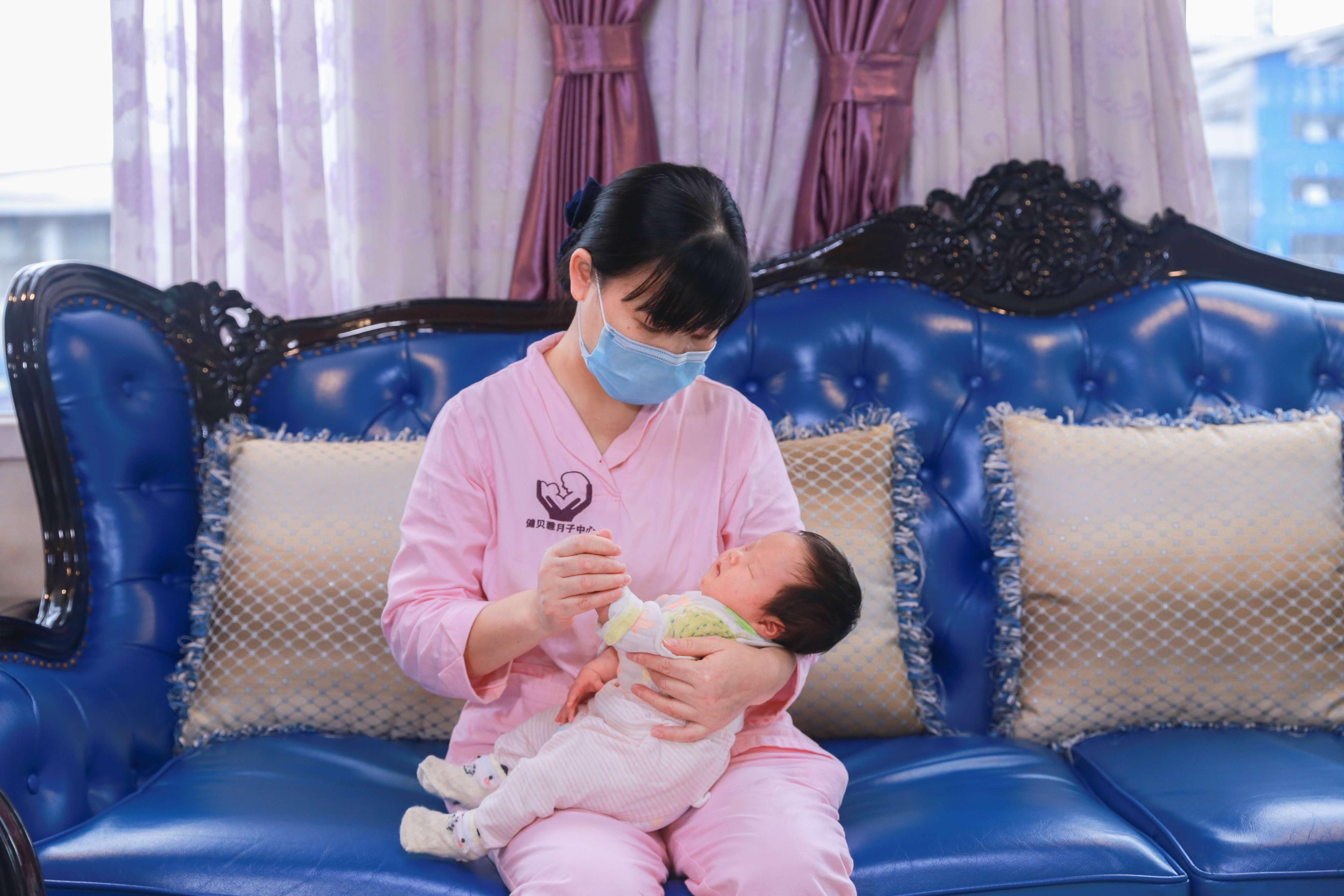 会通乳月嫂的价格一览表,学月嫂不学催乳可以进月嫂中心吗