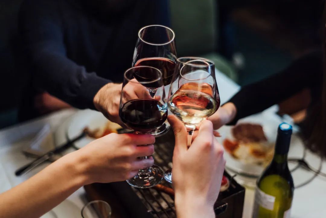 吃淄博烧烤要注意什么,淄博烧烤搭配什么饮品