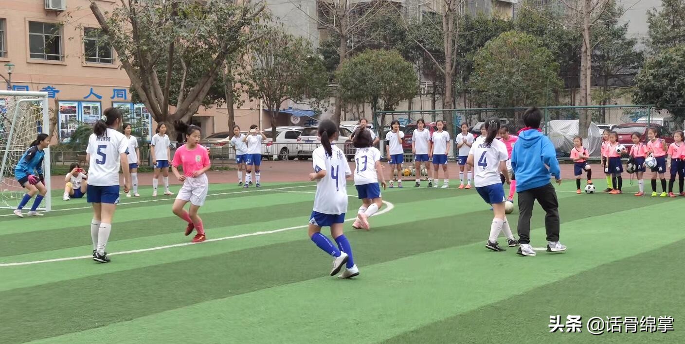 张琳艳家乡看女足夺冠,张琳艳冠军采访