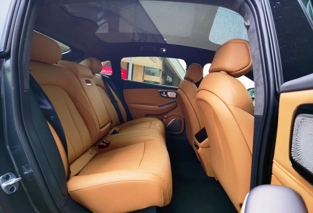 飞凡f7的巴赫座椅要买多少价位的,飞凡f7巴赫座舱真实体验