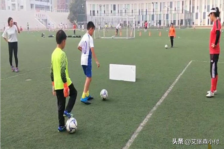 足球训练反弹板Footballtrainingrebound