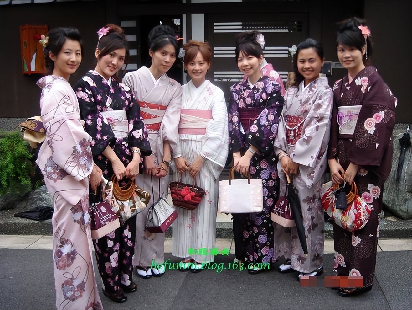 牟林：什么关系？胡锡进先生与佩洛西及“和服女孩”