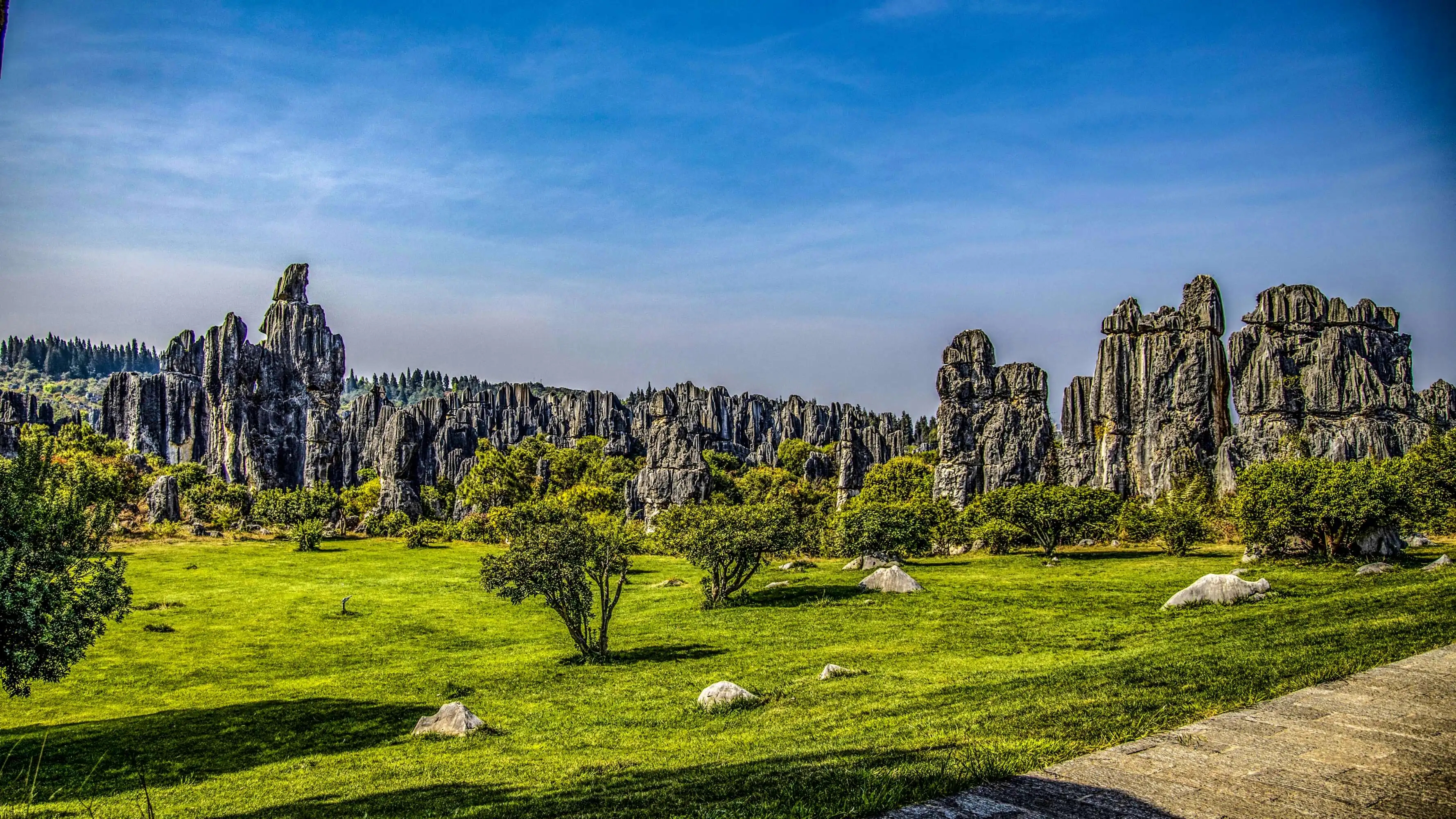 云南旅游攻略昆明景点有哪些,云南昆明旅游攻略自由行路线