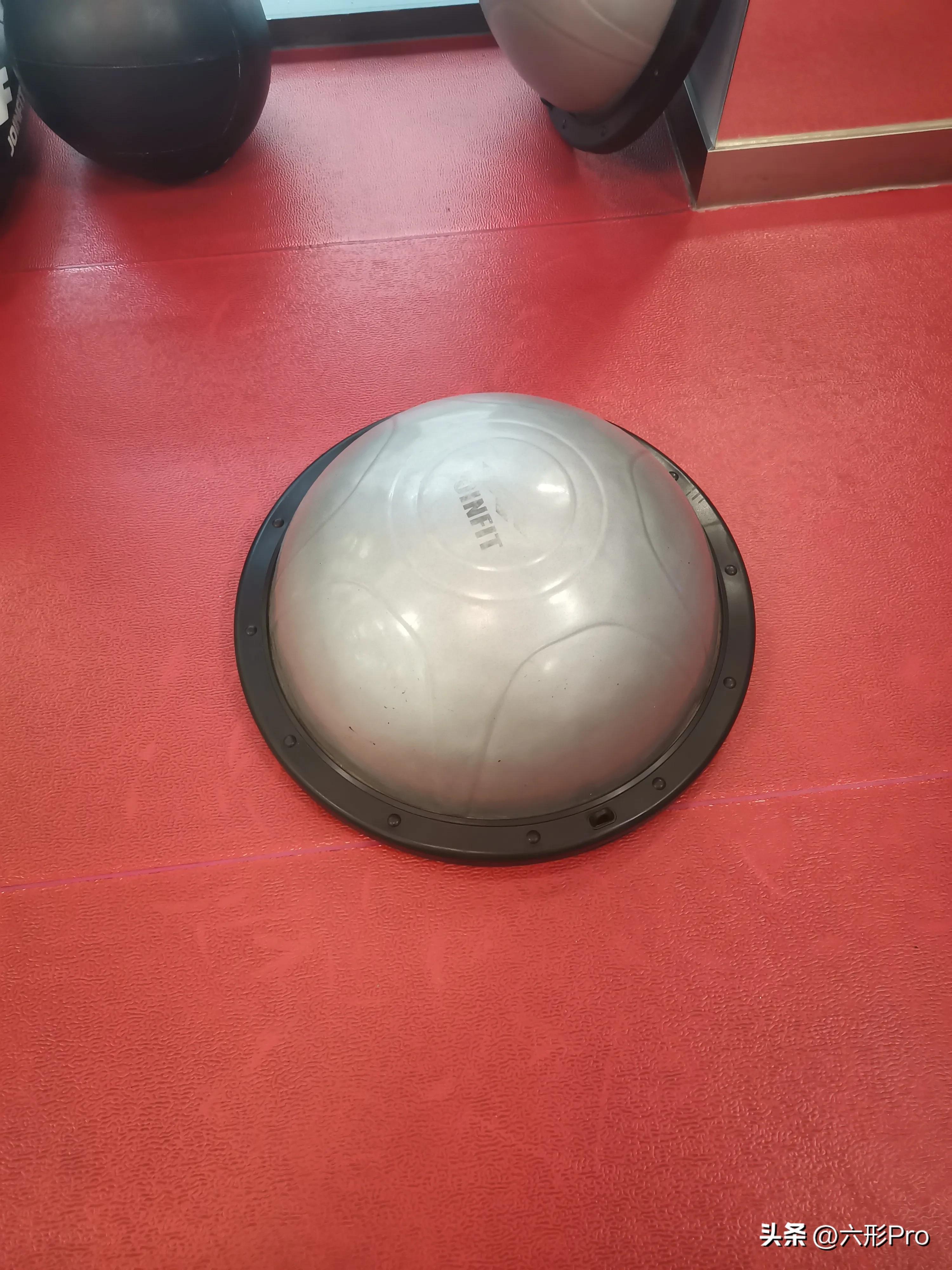 健身房力量训练器械有哪些,健身房器械入门全套