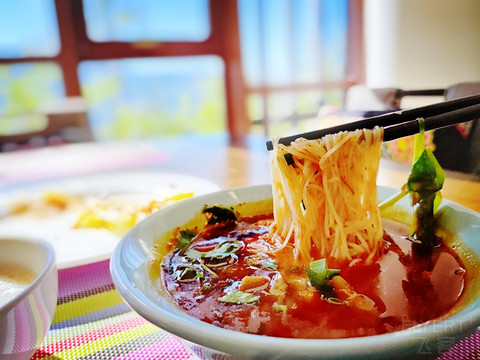 九寨沟悦榕庄住宿,九寨沟跟九寨悦榕庄