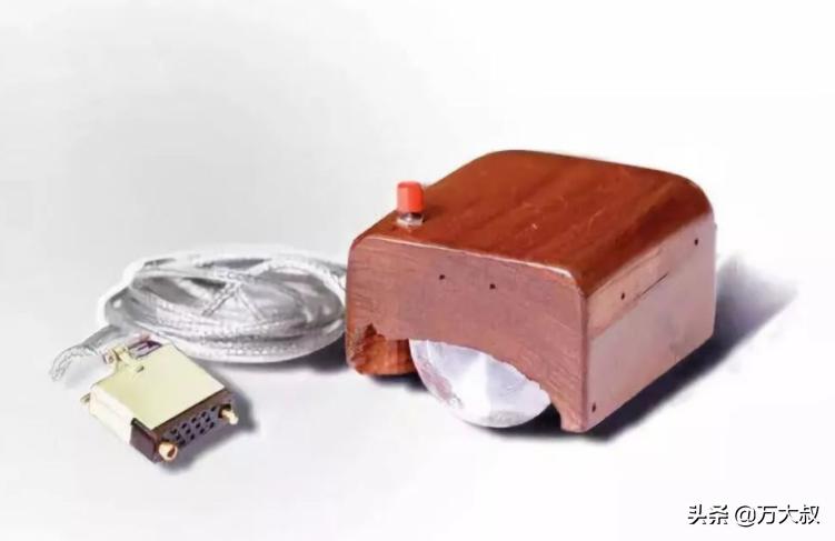 打字不用键盘，能听懂人话，电脑鼠标已经进化到人工智能阶段