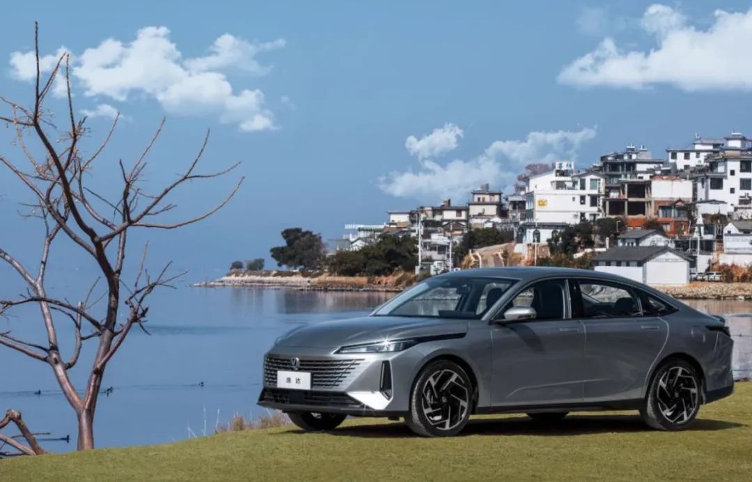 10万级新家轿首选长安逸达,10万级家轿就选长安逸达