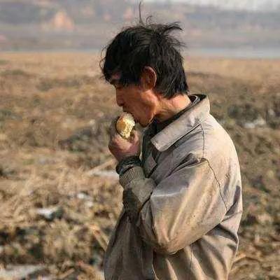 外出打工人的辛酸有多少人理解,外出打工的辛苦感受