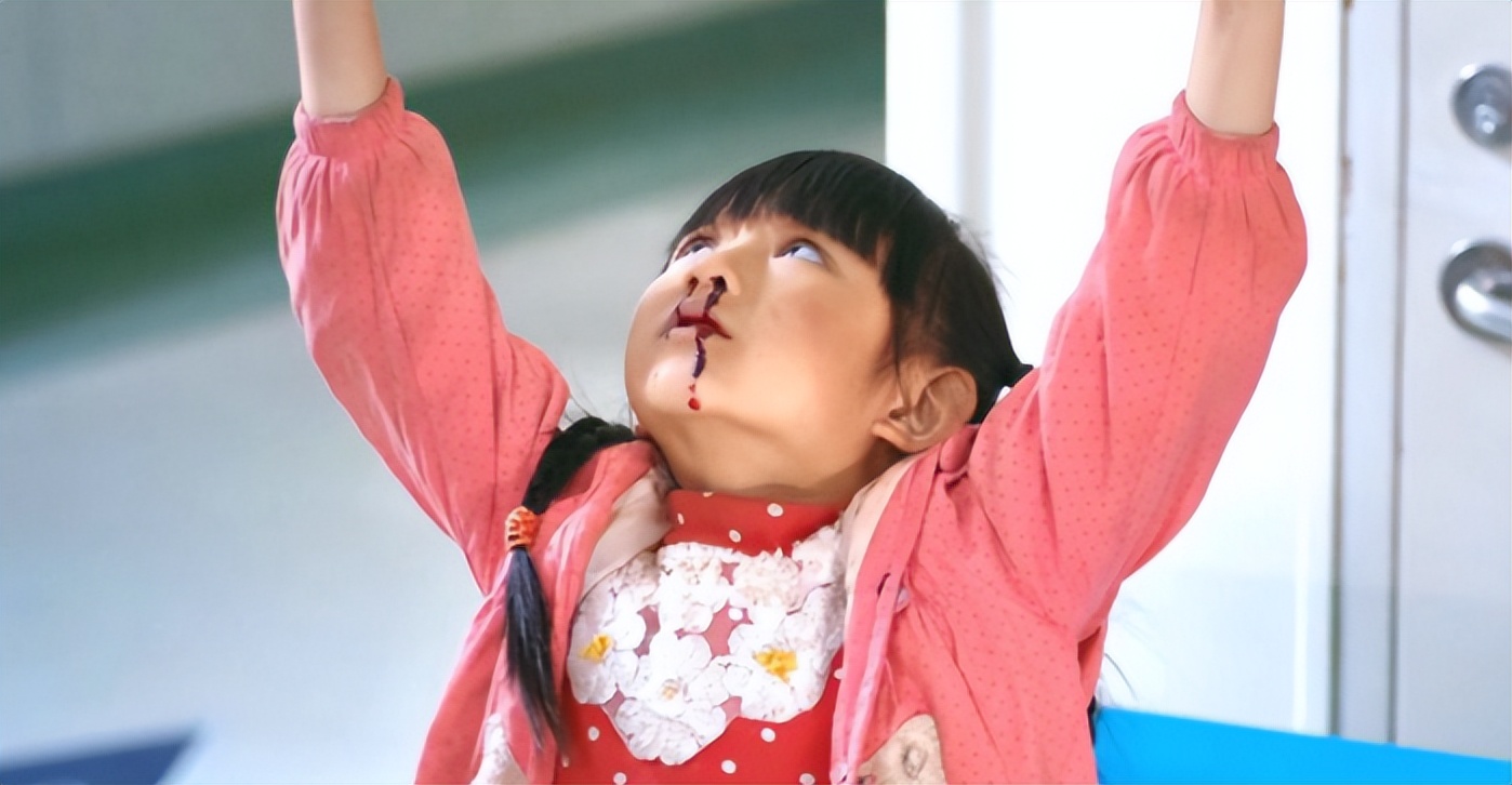 7岁女孩身患绝症自愿放弃治疗,八岁女孩罹患绝症生命仅剩三年