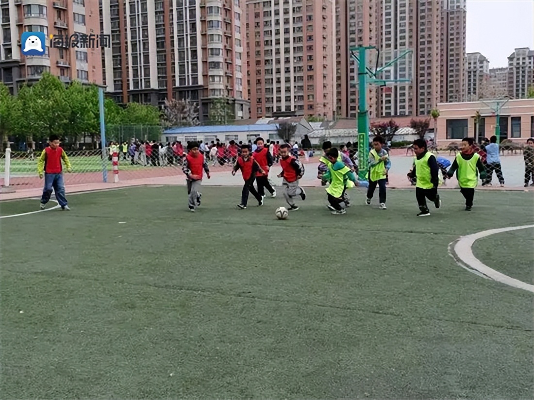 潍坊市奎文区明德学校足球比赛,潍坊市奎文区小学足球比赛