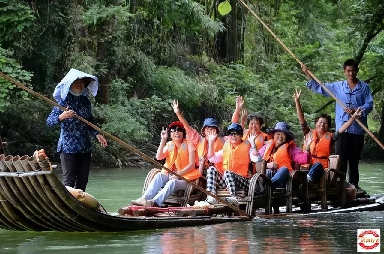2023年2月11-19追风行者自驾永定土楼-鼓浪屿-九曲溪9日游招募中