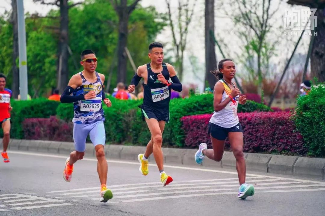 马拉松杭州破纪录,苏州马拉松成绩上传中国马拉松