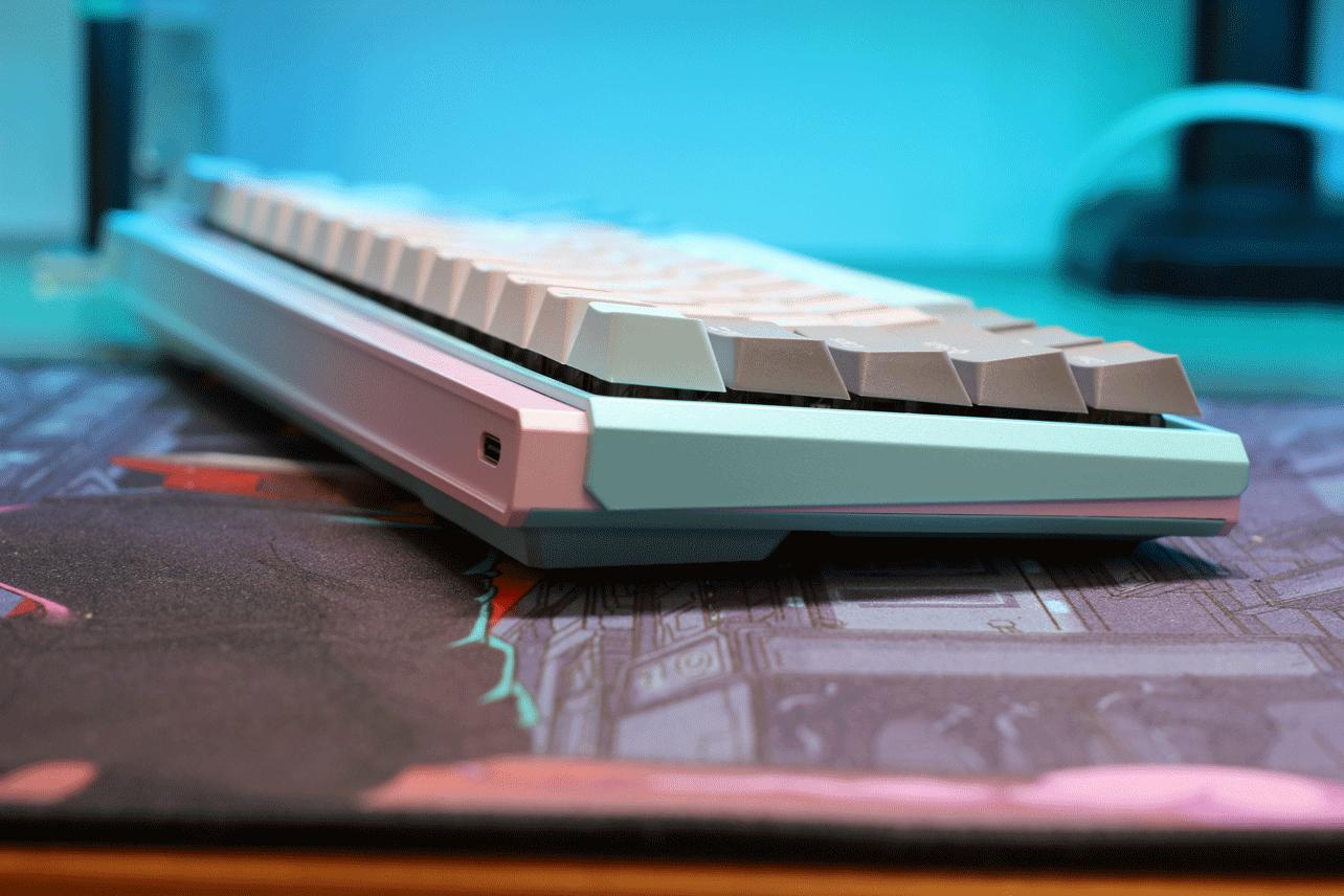 杜伽k330w热插拔机械键盘体验,杜伽k310樱桃黑轴键盘测评