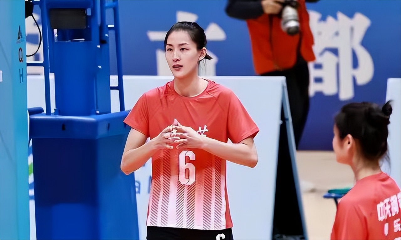 刁琳宇蔡斌拥抱,刁琳宇李盈莹蔡斌