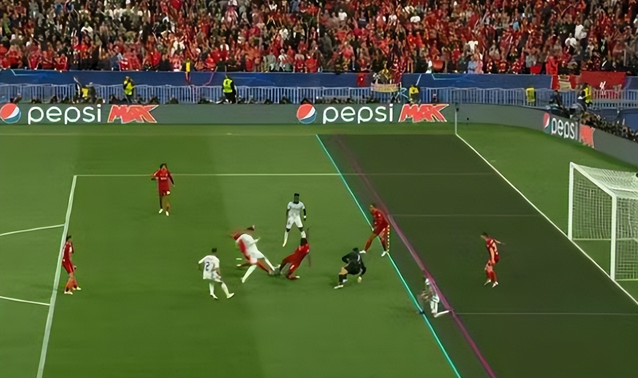 欧冠决赛本泽马的进球越位吗,本泽马欧冠进球为什么有效