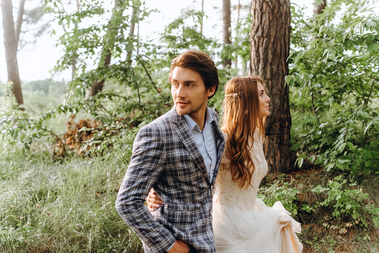 真心爱你的人每天都想见到你,爱你的人看见你就会有反应