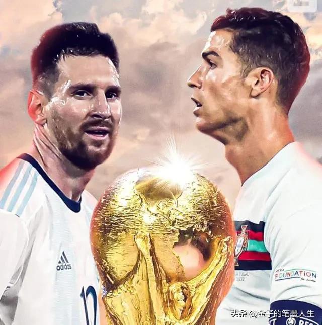 他身材矮小，却成为足坛巨星。他今年35岁，却还在续写传奇