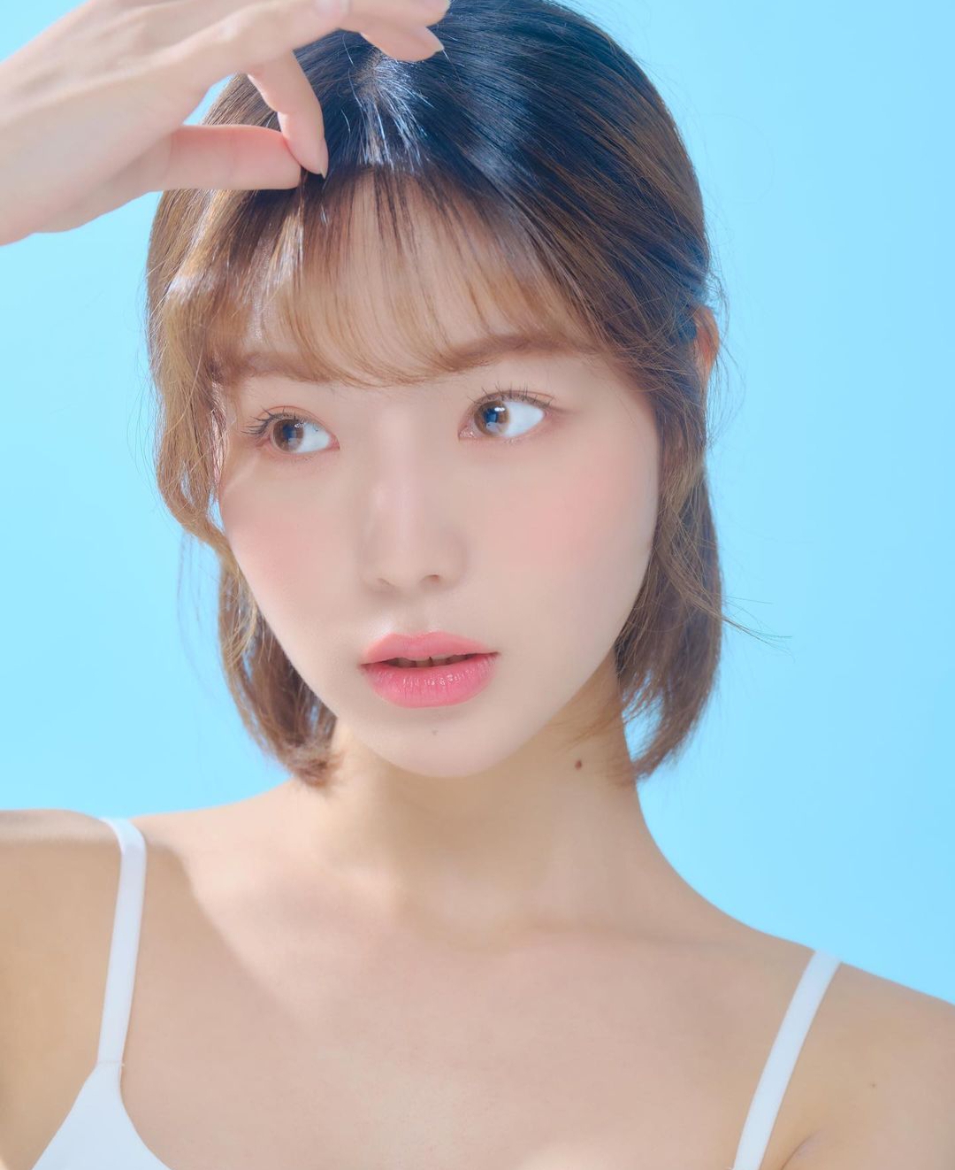 甜酷短发发型圆脸,甜妹短发女生