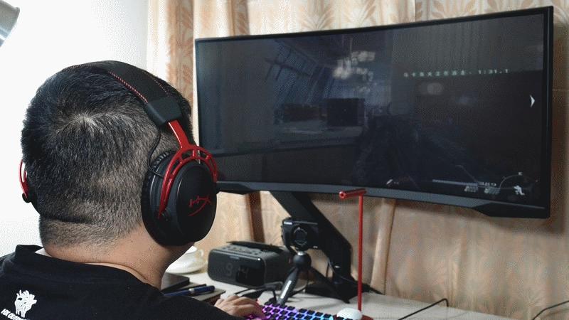 续航炸裂,hyperx阿尔法无线版和有线对比