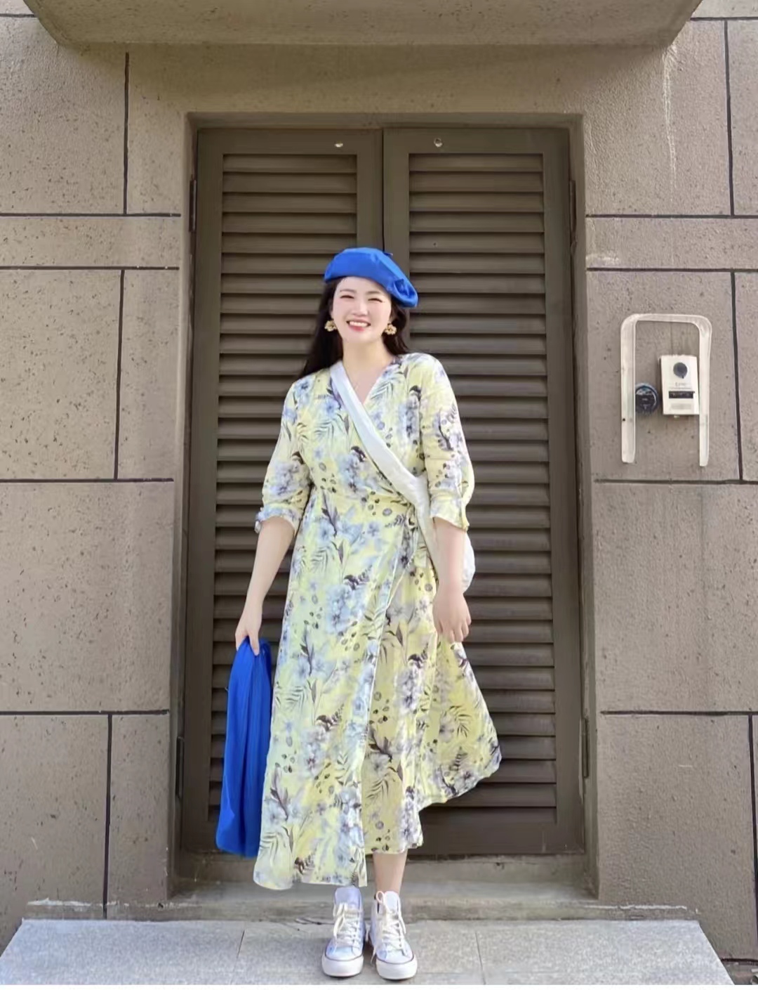 微胖的女生穿什么款式比较好看,微胖女生应该穿什么款式上衣