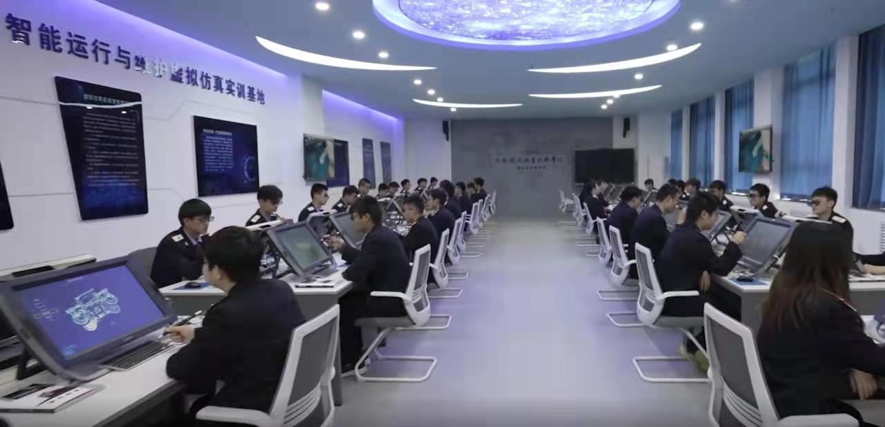 尽快让中职校长、师生有新变化，学校有大变化，课堂有积极变化，西安职业教育“名校+”这盘棋要这样下