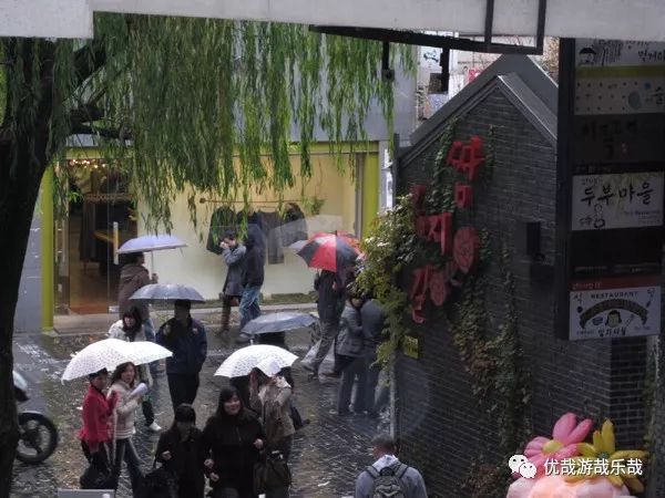 夜晚漫步韩国首尔明洞,成都往事155