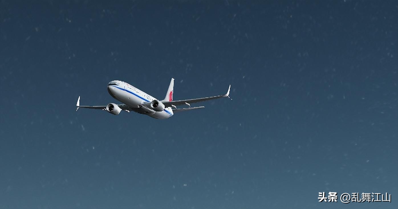 11月7日16点17分，一架从重庆飞往北京的飞机抵达河南新乡上空