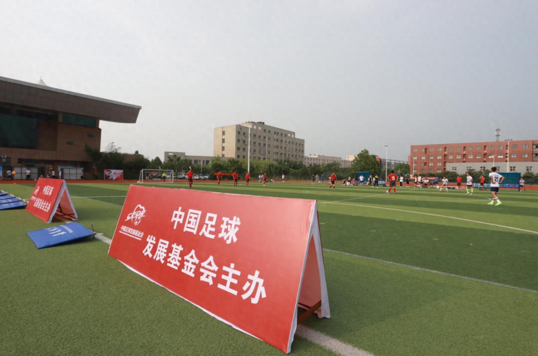 新乡足球锦标赛,新乡足球业余联赛比赛