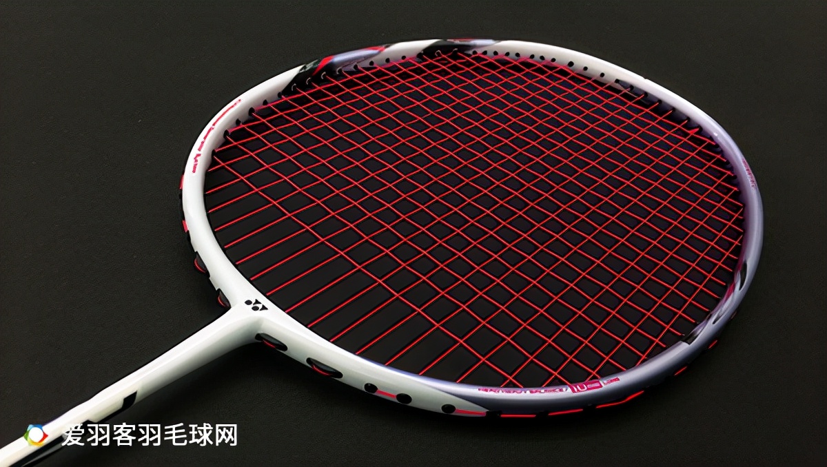 李宁高颜值的羽毛球拍推荐,入门十大经典羽毛球拍推荐