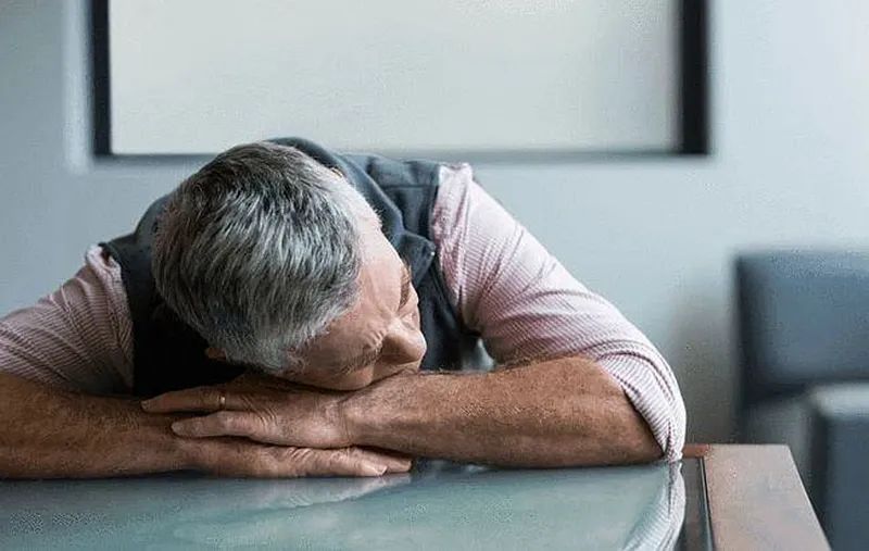 癌症总想睡觉,癌症病人老是想睡觉是严重了吗