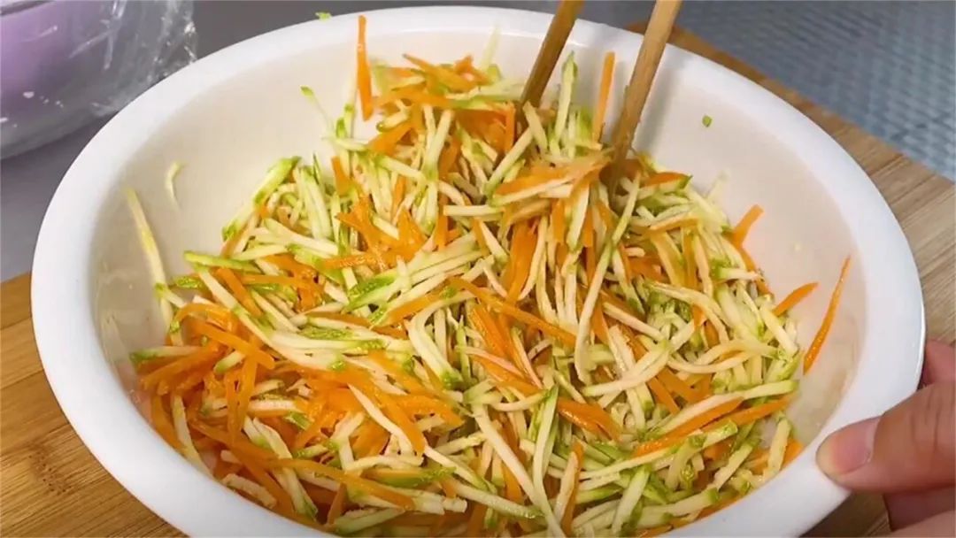 叶酸含量高的食物和蔬菜有哪些,补充叶酸的主食水果蔬菜有哪些