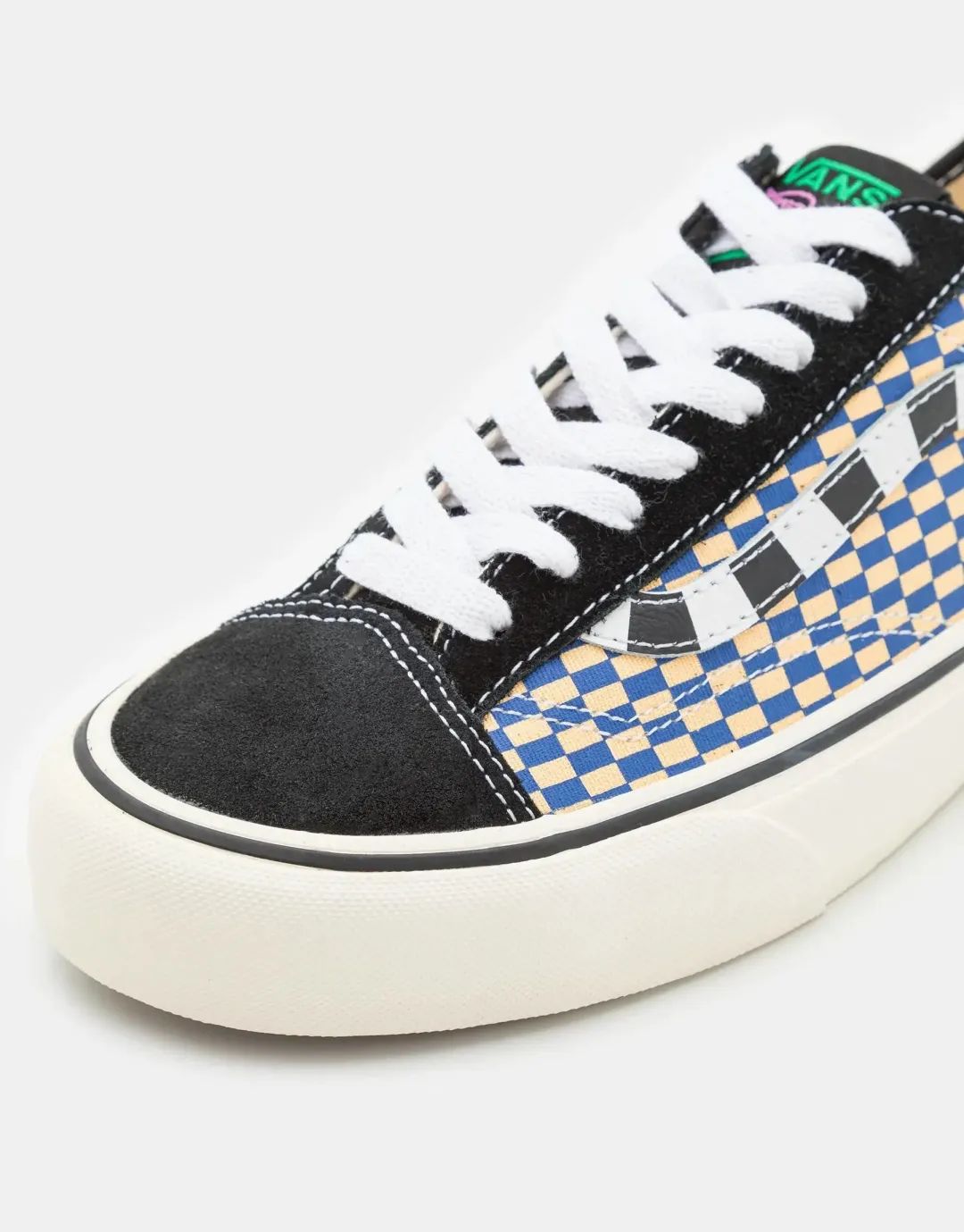 vans2023兔年联名款,takahayashixvans联名黑红